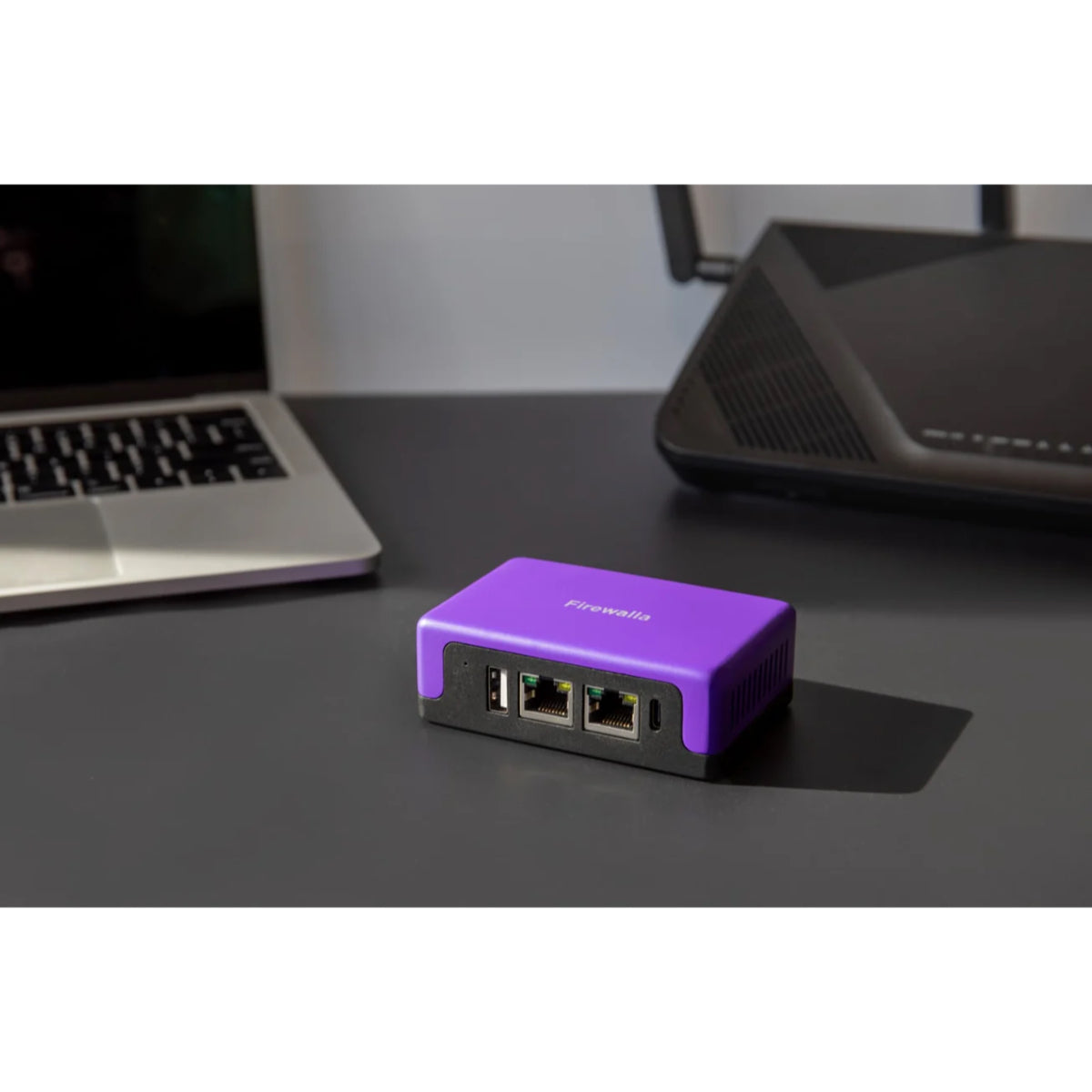 Purple Gigabit Firewall & Router met WiFi