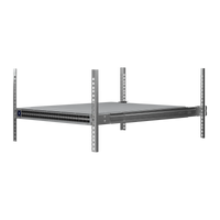 Switch gemonteerd in een rack